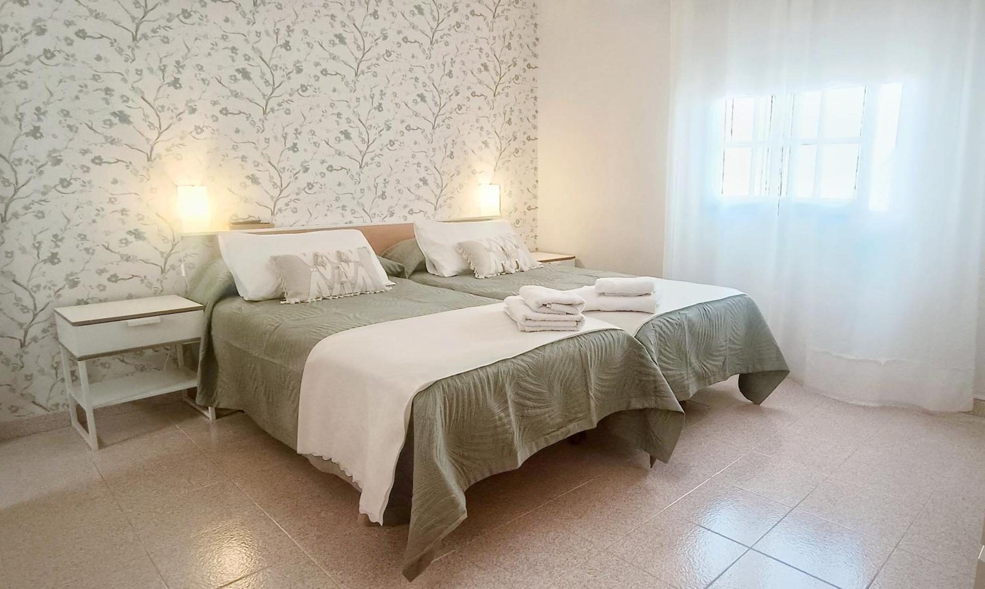 Center Santa Cruz, Alojamiento Centrico Con Gran Terraza, Cocina , Salon Y Banos, Todo Privado Dış mekan fotoğraf