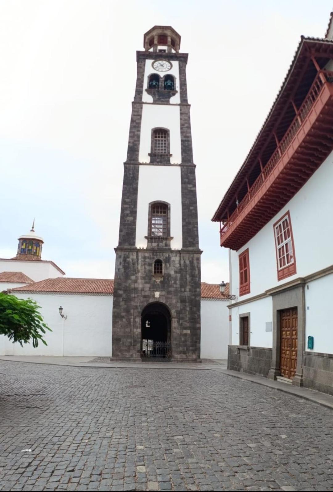 Center Santa Cruz, Alojamiento Centrico Con Gran Terraza, Cocina , Salon Y Banos, Todo Privado Dış mekan fotoğraf